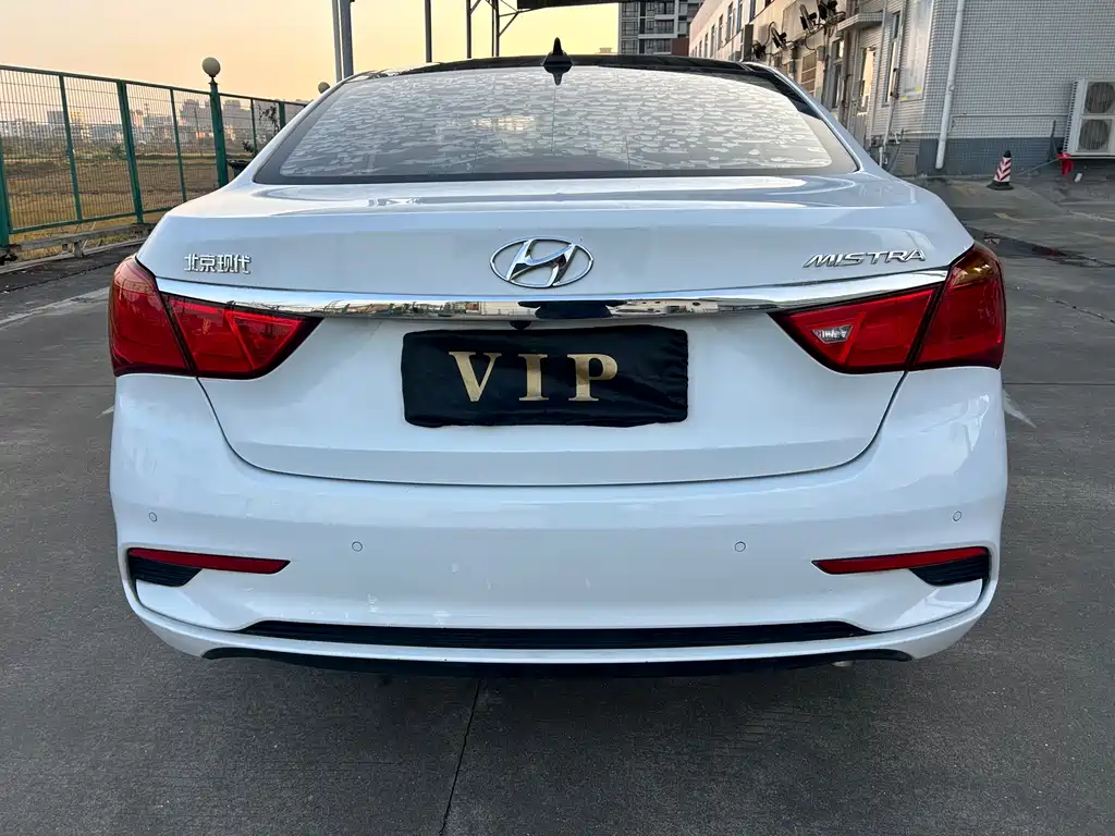 Mistra 1.8 L Auto Intelligent GLS CN-V