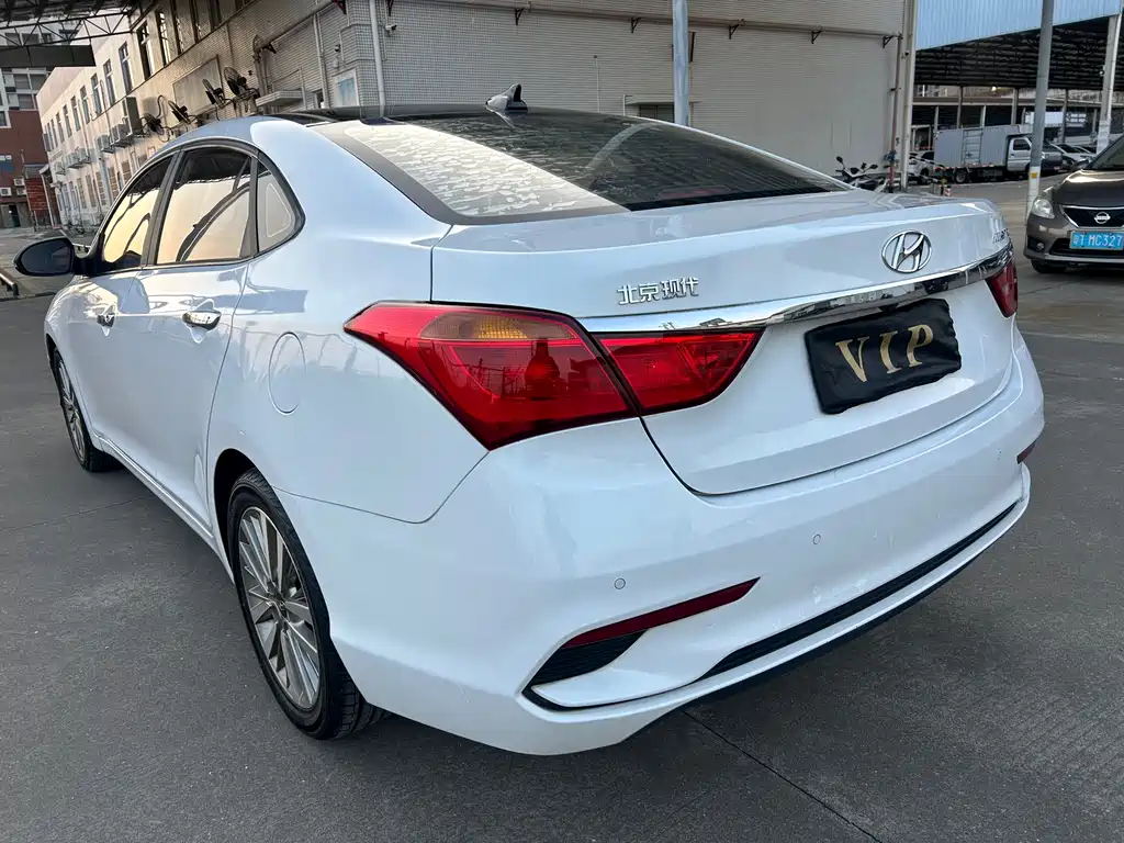 Mistra 1.8 L Auto Intelligent GLS CN-V