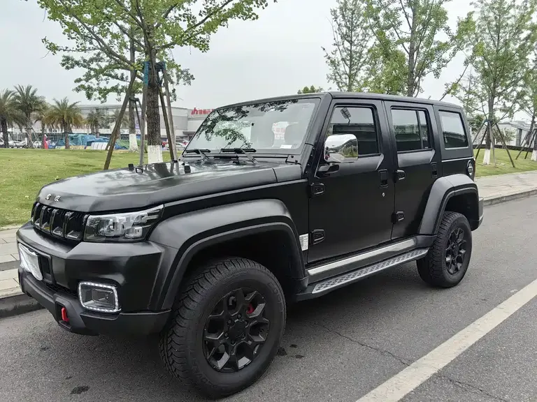 BAIC BJ40 2.0 D Blade Hero Glory