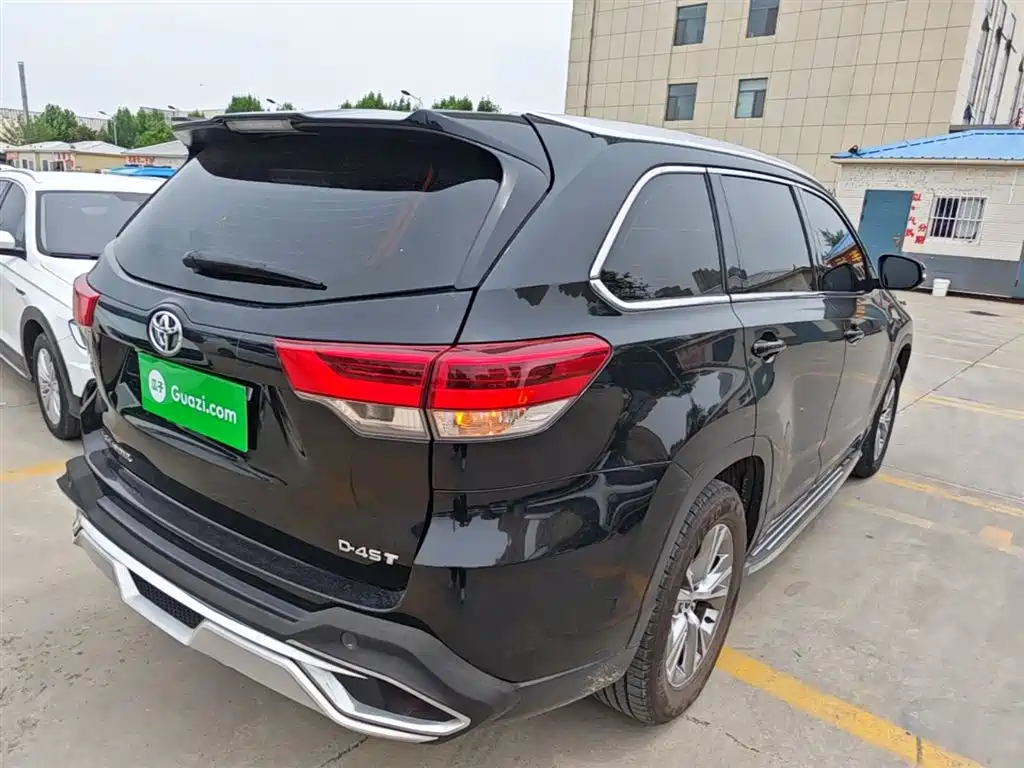 Highlander 2.0 T 2 WD Elite 5-seat CN-VI