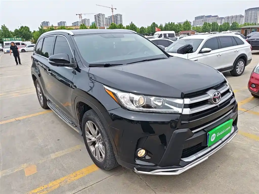 Highlander 2.0 T 2 WD Elite 5-seat CN-VI