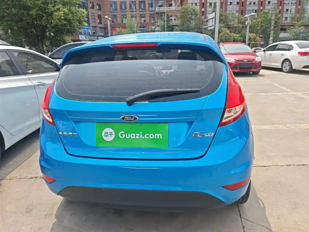 Fiesta Hatchback 1.5 L Auto Fashion