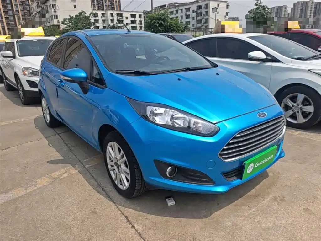 Fiesta Hatchback 1.5 L Auto Fashion