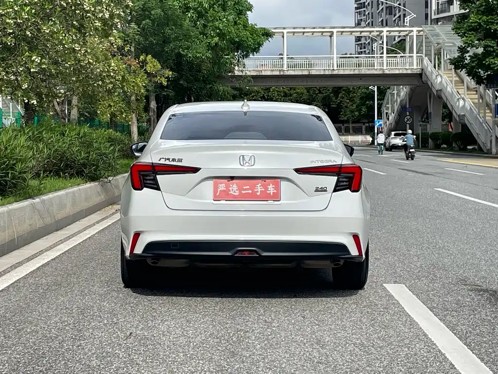 Integra 240 TURBO CVT Smart Enjoyment