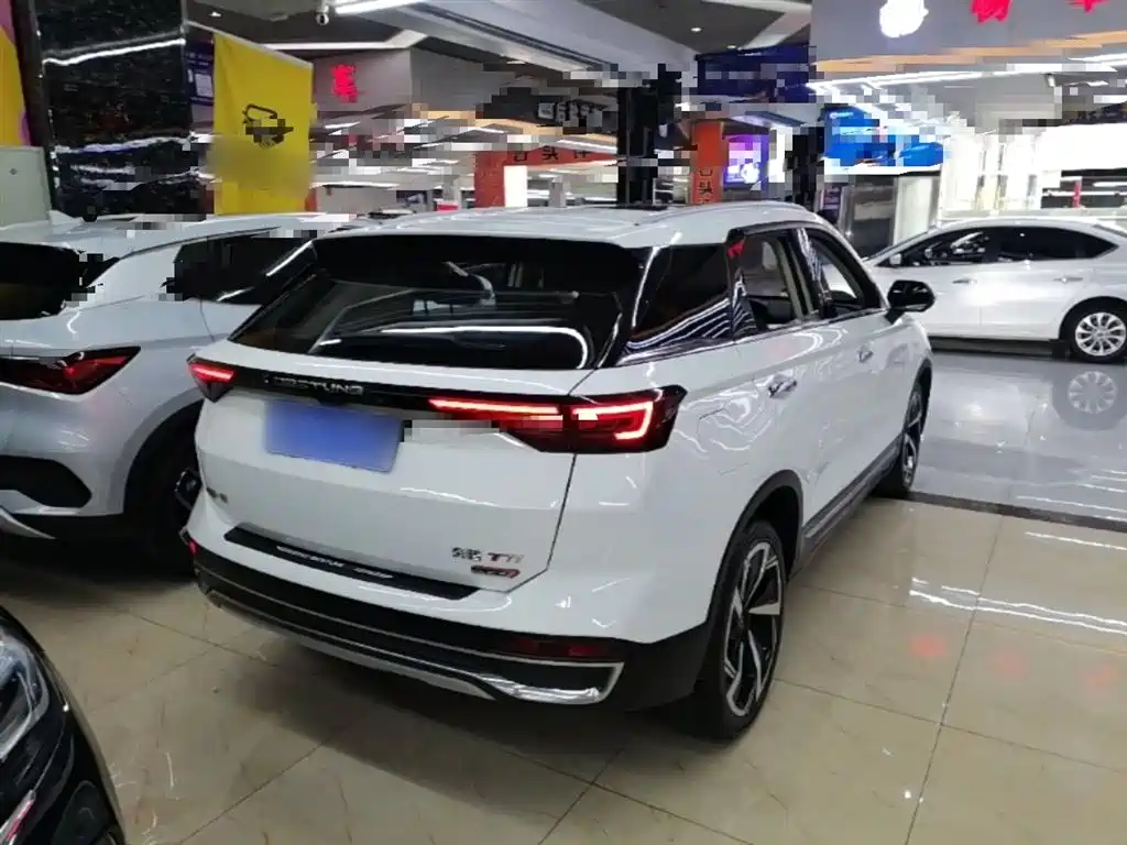 Besturn T77 1.5 T Auto Premium