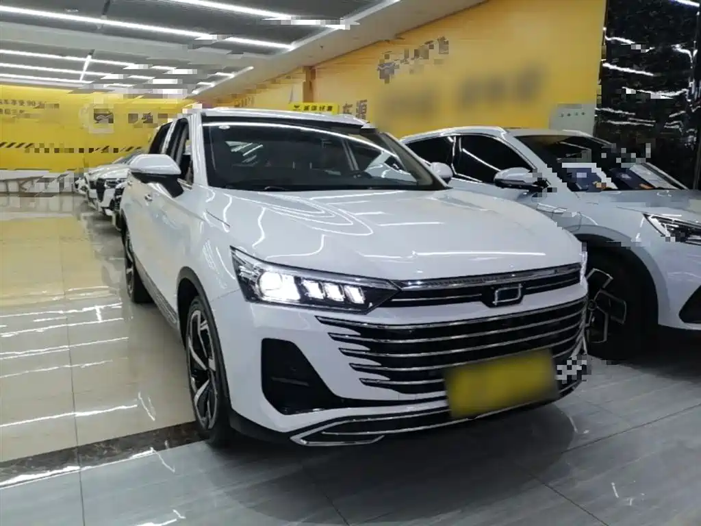 Besturn T77 1.5 T Auto Premium