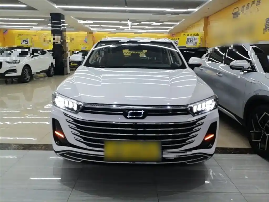 Besturn T77 1.5 T Auto Premium
