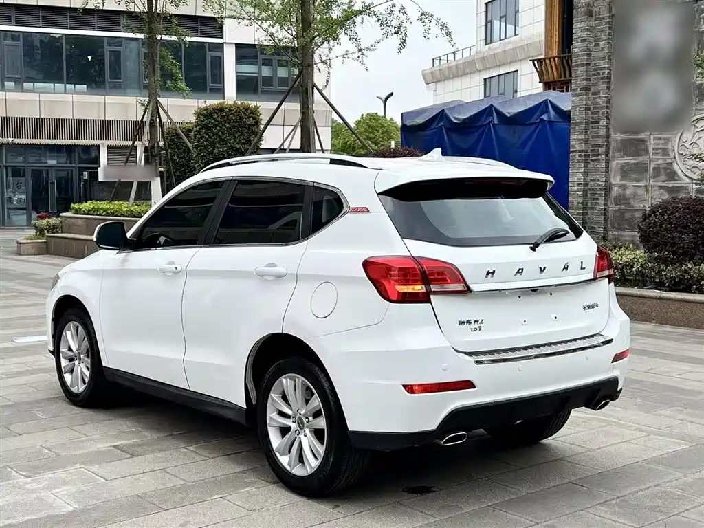 Haval H2 Red Label 1.5 T Manual 2 WD Luxury
