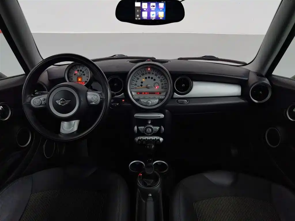 MINI CLUBMAN 1.6 L COOPER Cheer