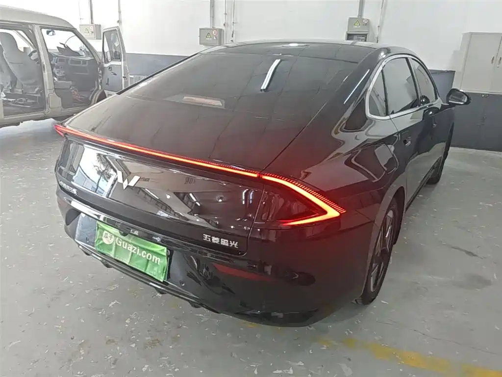 Wuling Starlight 五菱星光 2025款 150 km 智能领航型