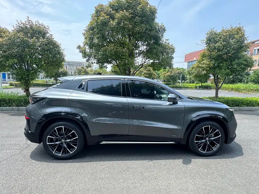 Changan UNI-T 2 nd Gen 1.5 T Distinguished