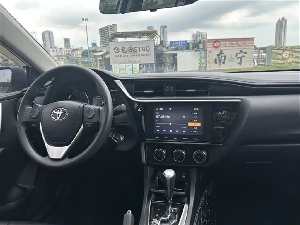 Corolla Facelift 1.2 T S-CVT GL-i