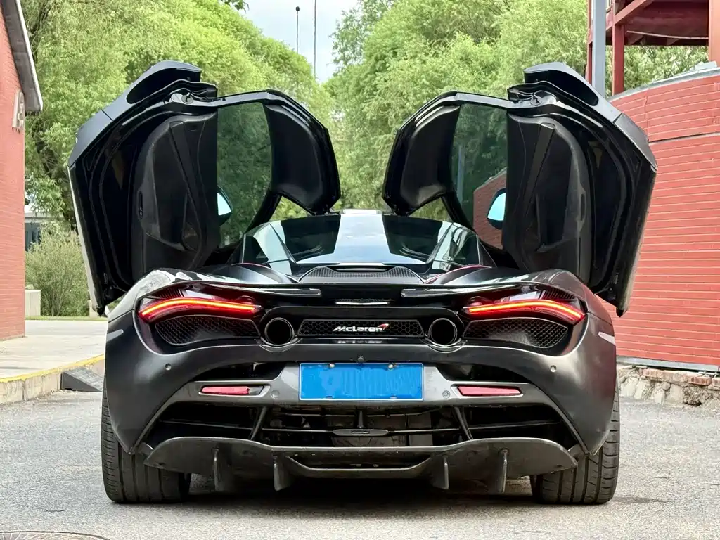 McLaren 720 S 4.0 T Coupe