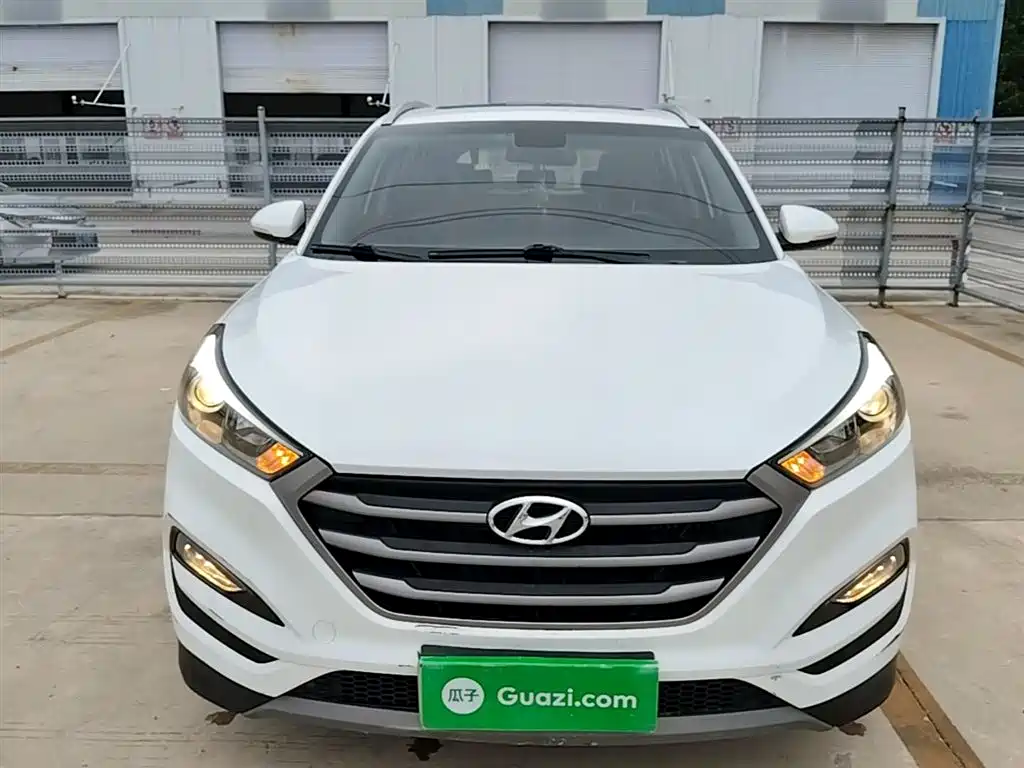 Tucson 1.6 T DCT 2 WD Intelligent