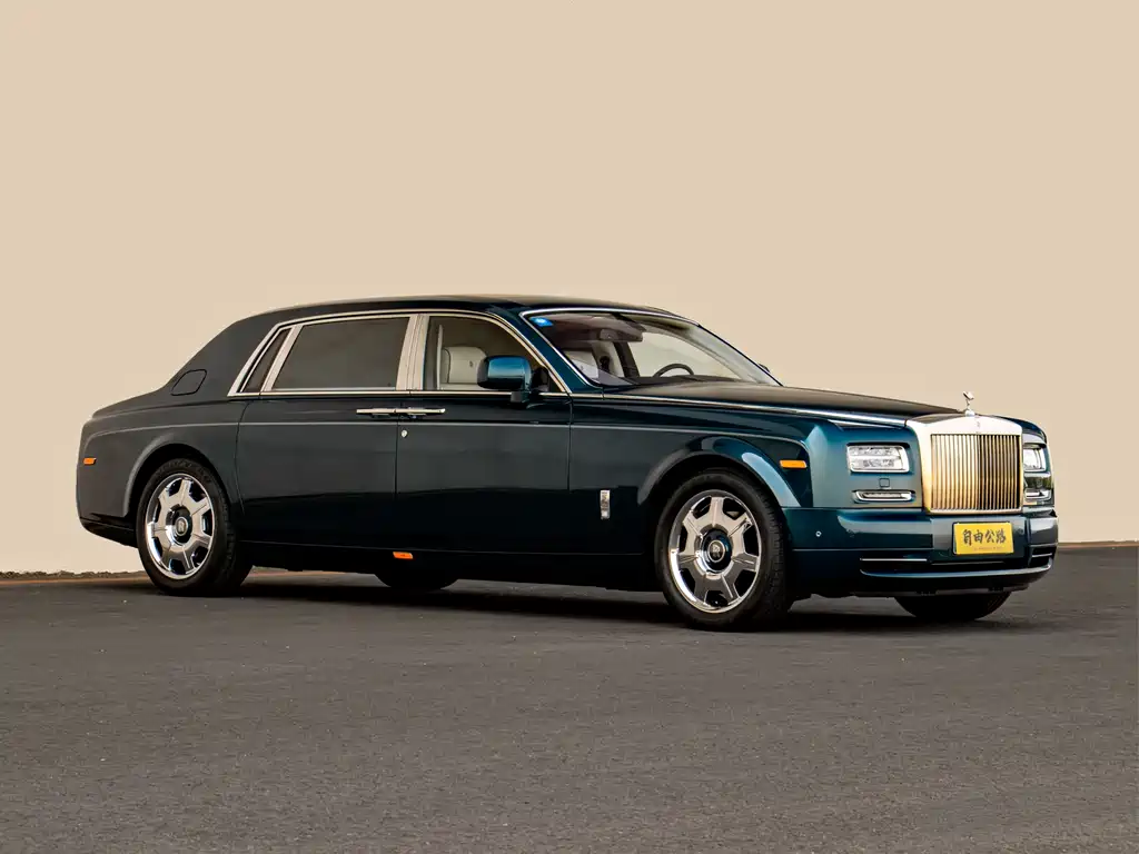 Phantom 6.7 L Extended EWB