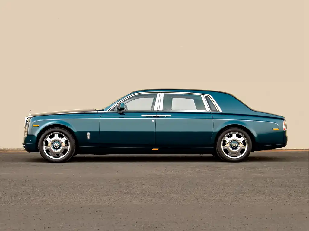 Phantom 6.7 L Extended EWB