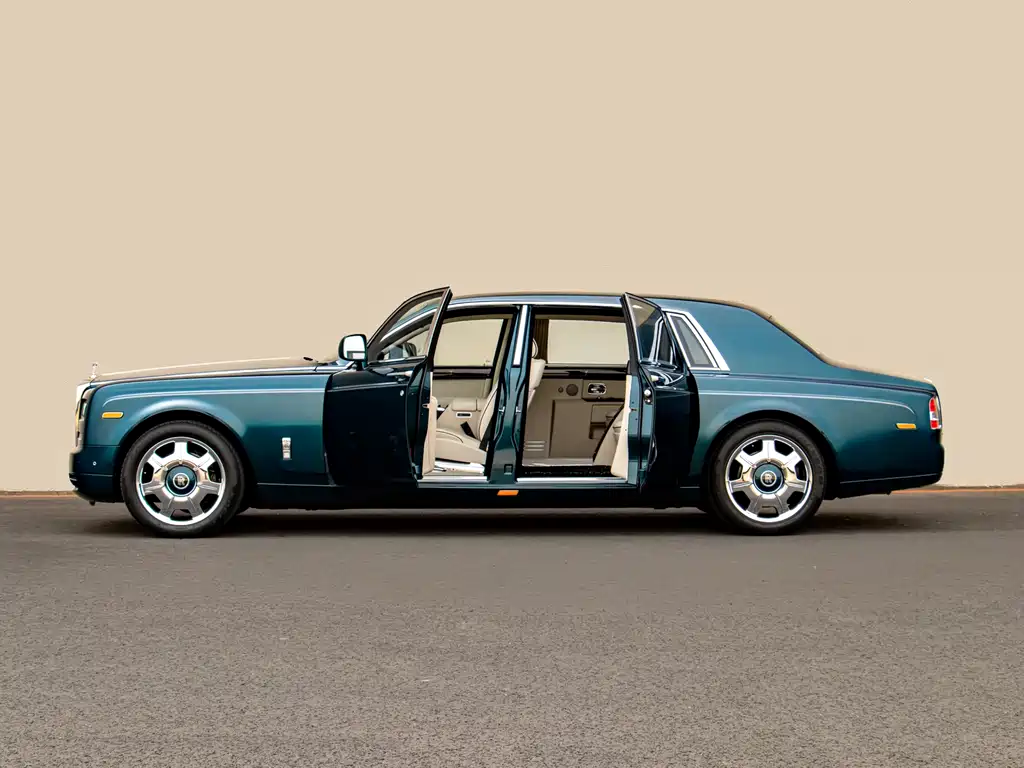 Phantom 6.7 L Extended EWB
