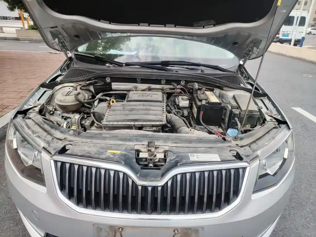 Octavia 1.6 L Auto Creation