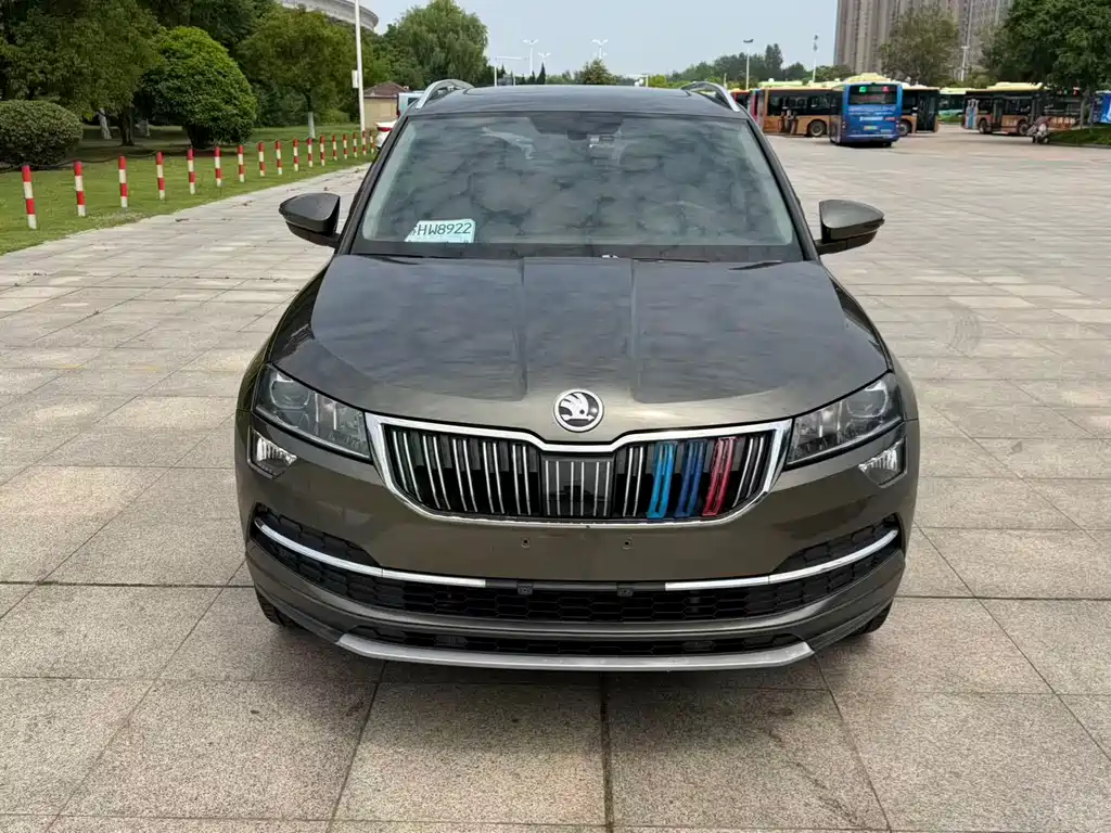 Karoq TSI280 Smart Travel Luxury CN-V