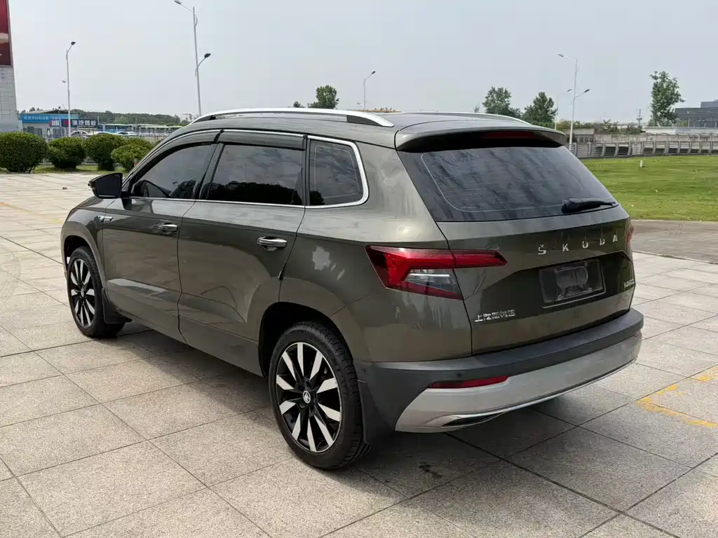 Karoq TSI280 Smart Travel Luxury CN-V