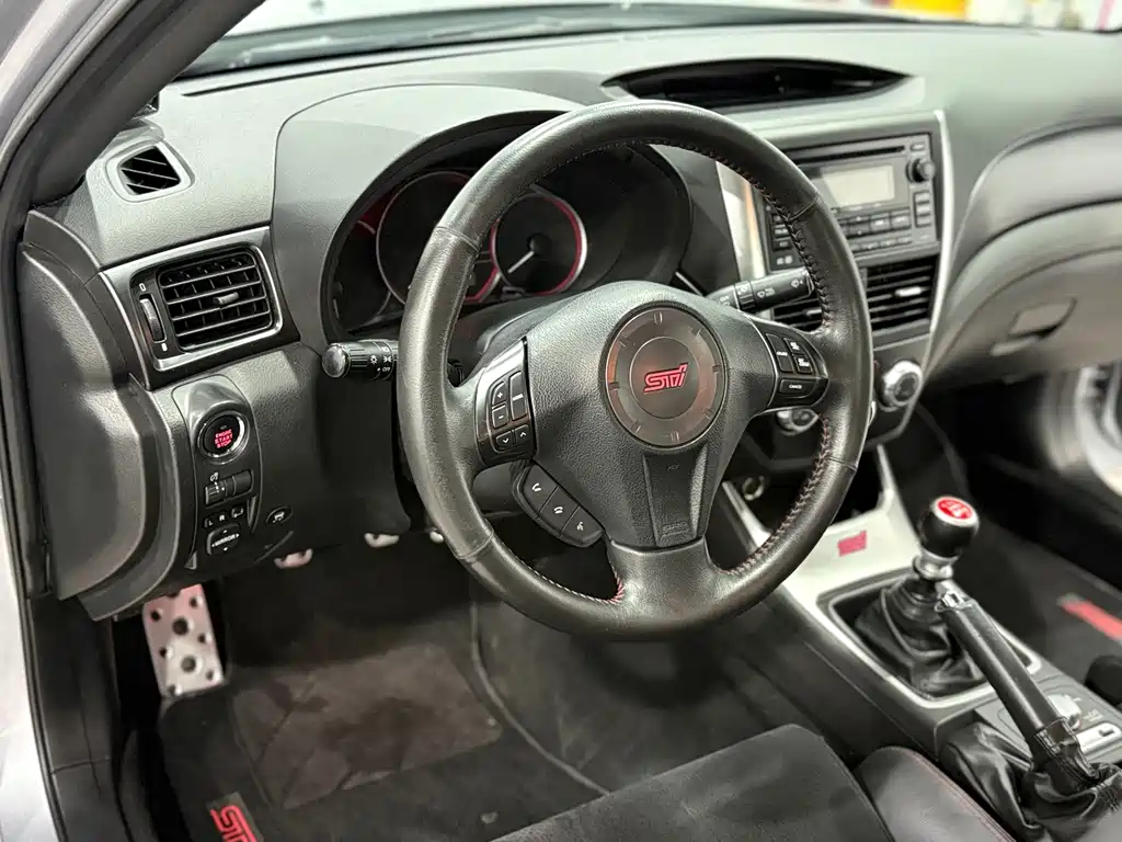 Impreza 2.5 T WRX STi Sedan