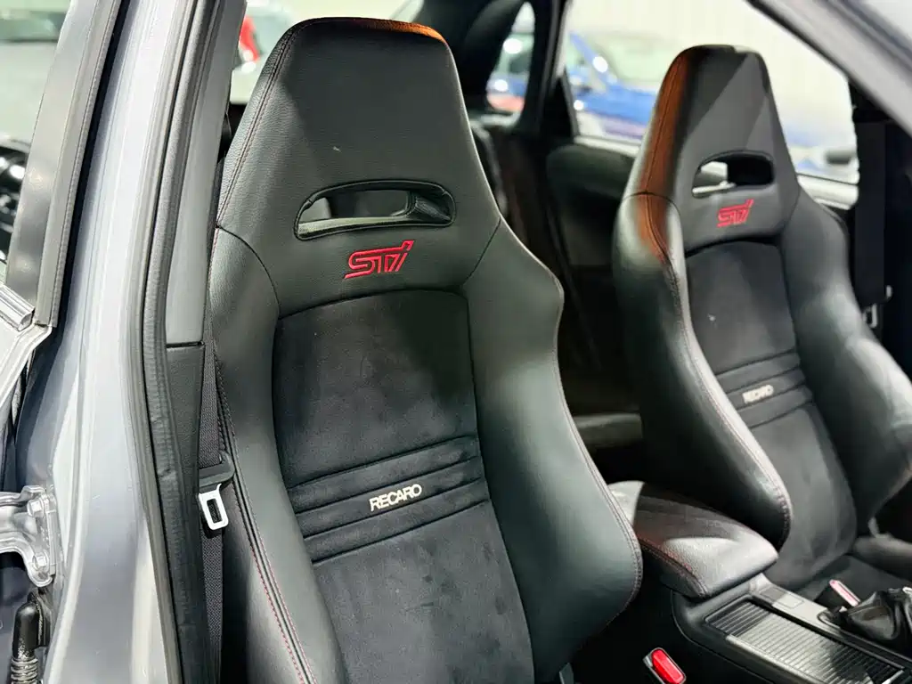 Impreza 2.5 T WRX STi Sedan