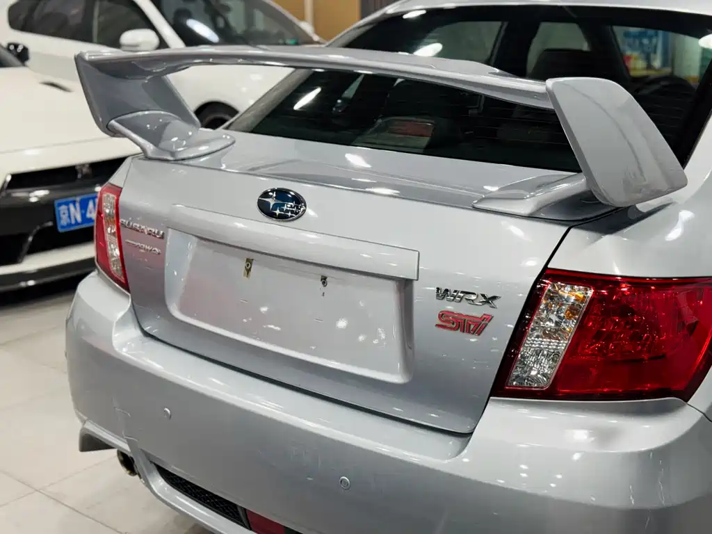 Impreza 2.5 T WRX STi Sedan