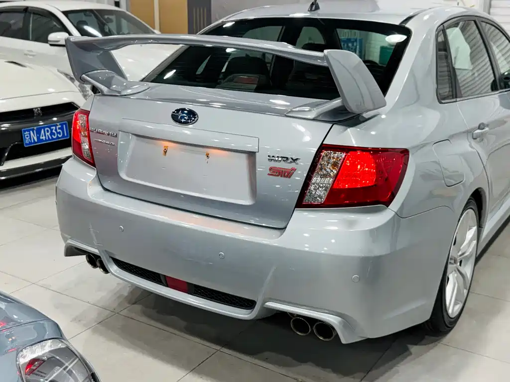 Impreza 2.5 T WRX STi Sedan