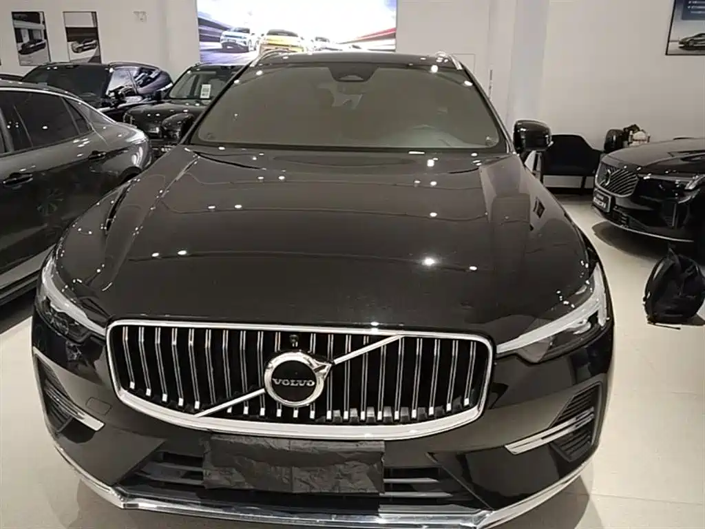 Volvo XC60 B5 4 WD Smart Vision Luxury