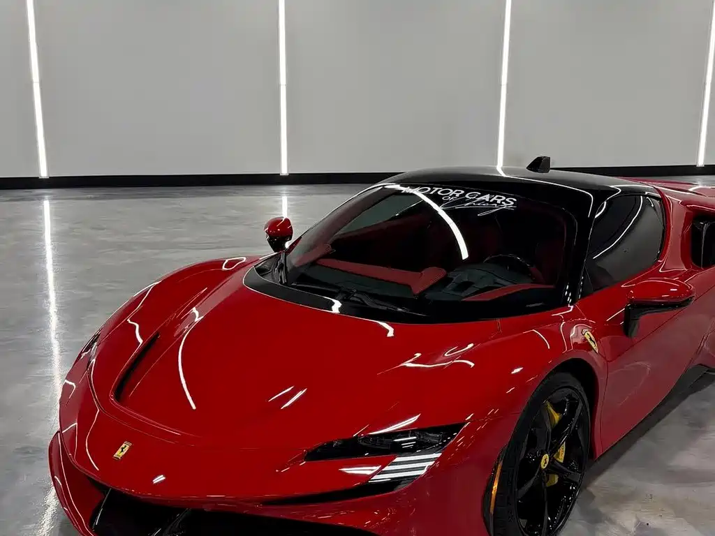 SF90 3.9 T V8 Spider