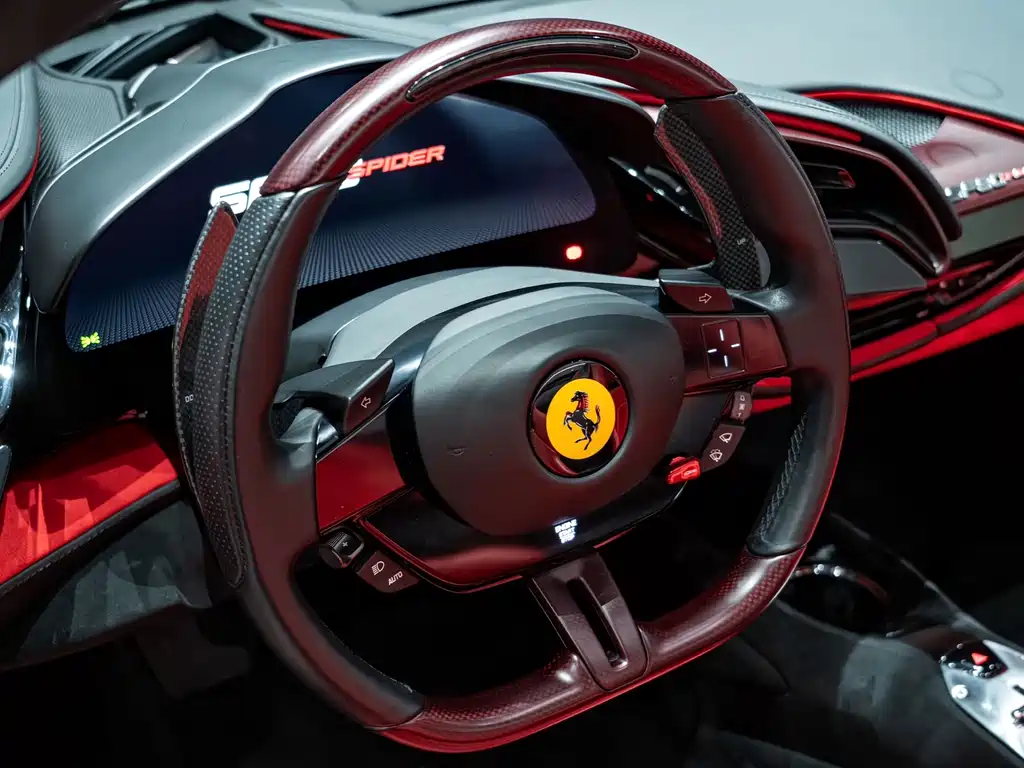 SF90 3.9 T V8 Spider