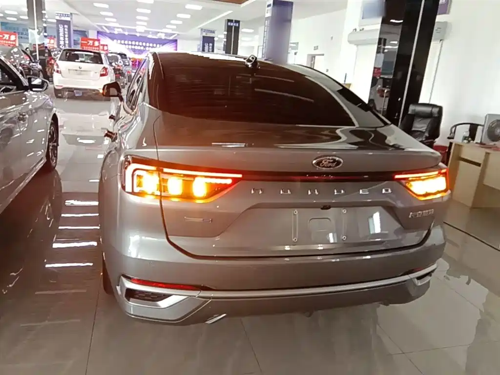 Mondeo Facelift EcoBoost 245 Luxury