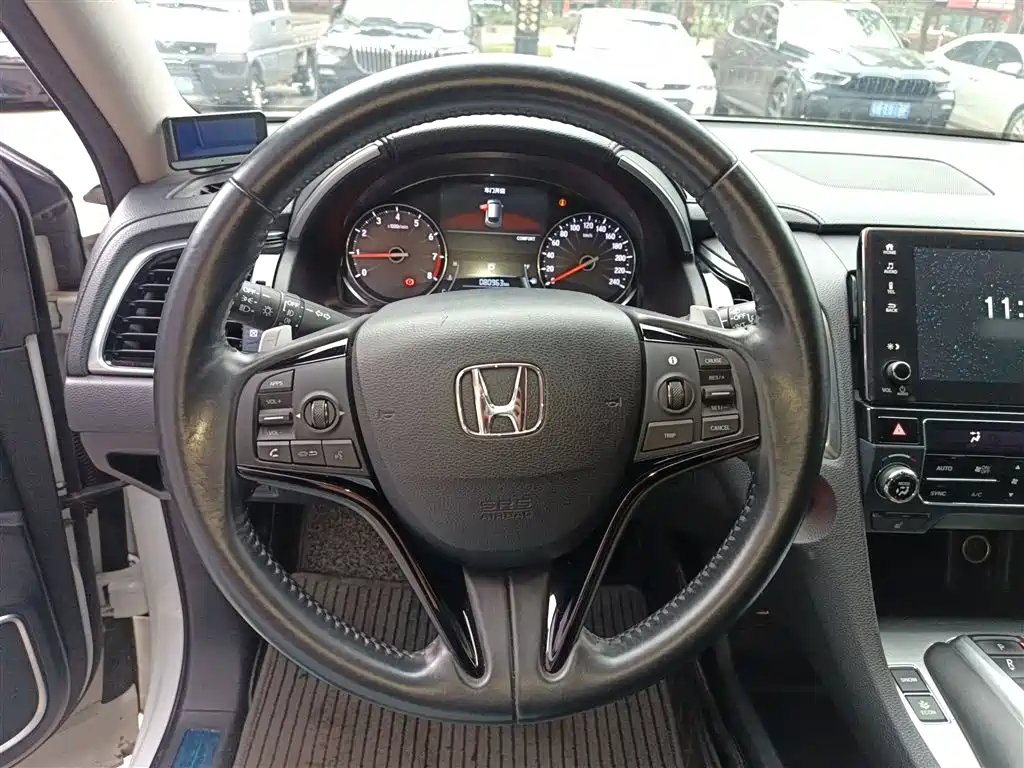 Avancier 370 TURBO 2 WD Luxury