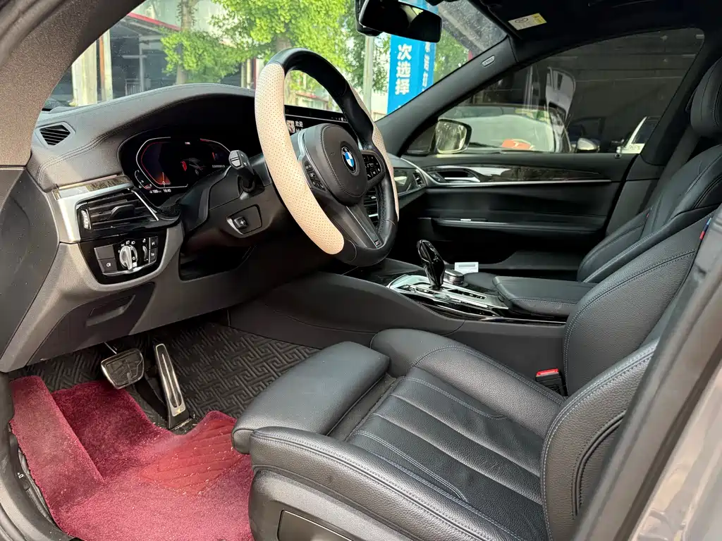 BMW 6 Series GT 630 i M Sport Package