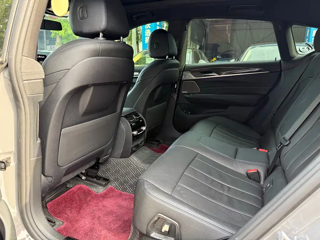 BMW 6 Series GT 630 i M Sport Package