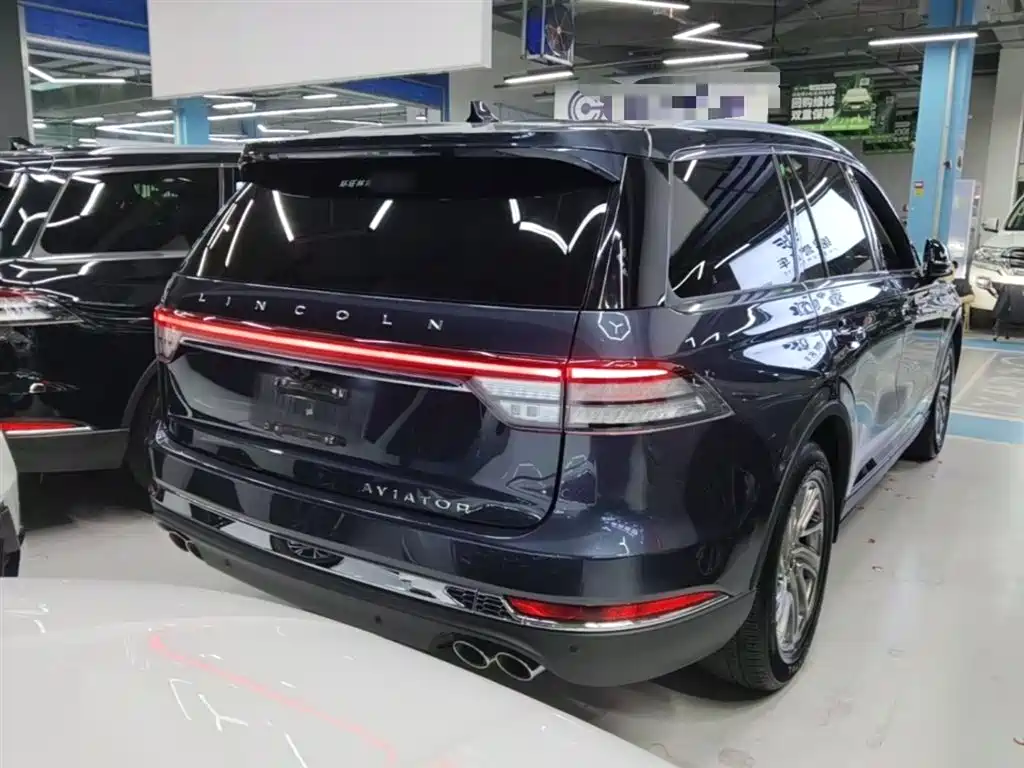 Aviator 3.0 T V6 4 WD Premium