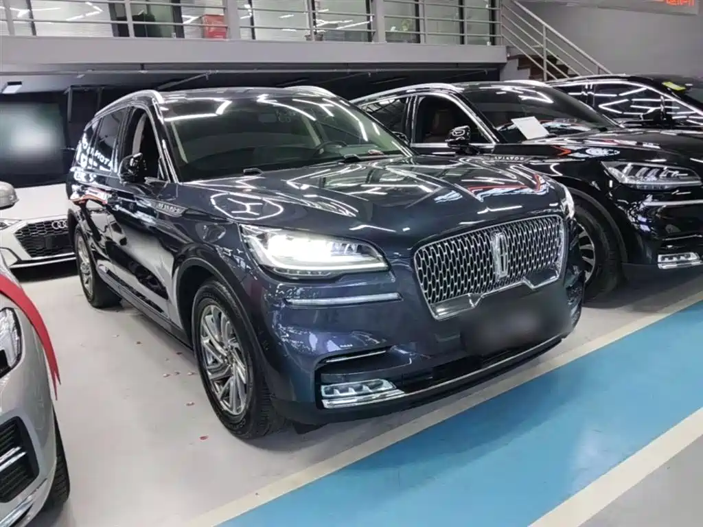 Aviator 3.0 T V6 4 WD Premium
