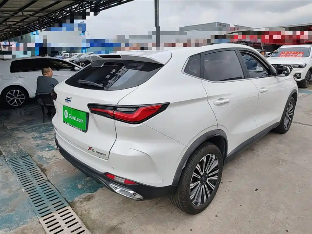 Changan Oshan X5 1.5 T DCT Distinguished