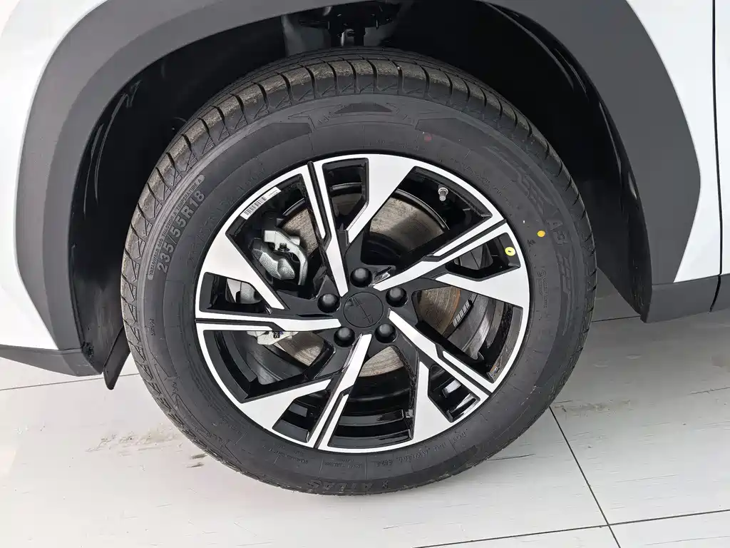 Boyue L 1.5 TD DCT Dragon