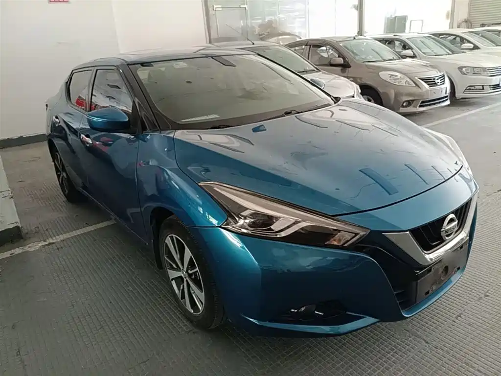 Lannia 1.6 L CVT Cool