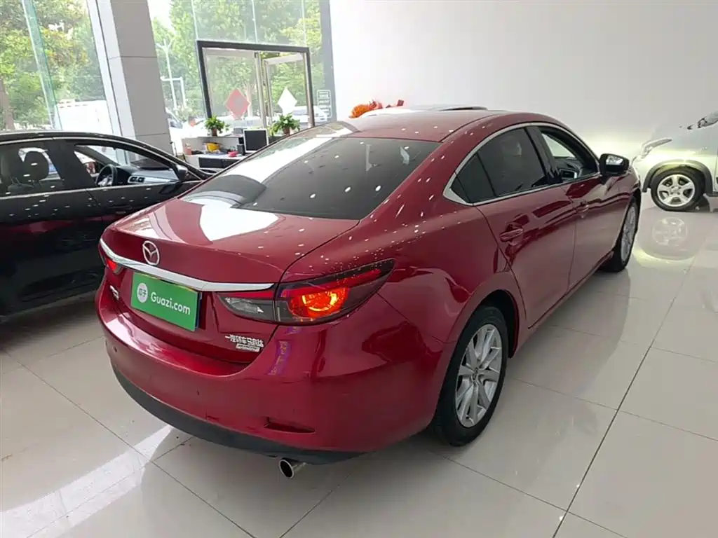 Atenza 2.0 L Blue Sky Luxury CN-V