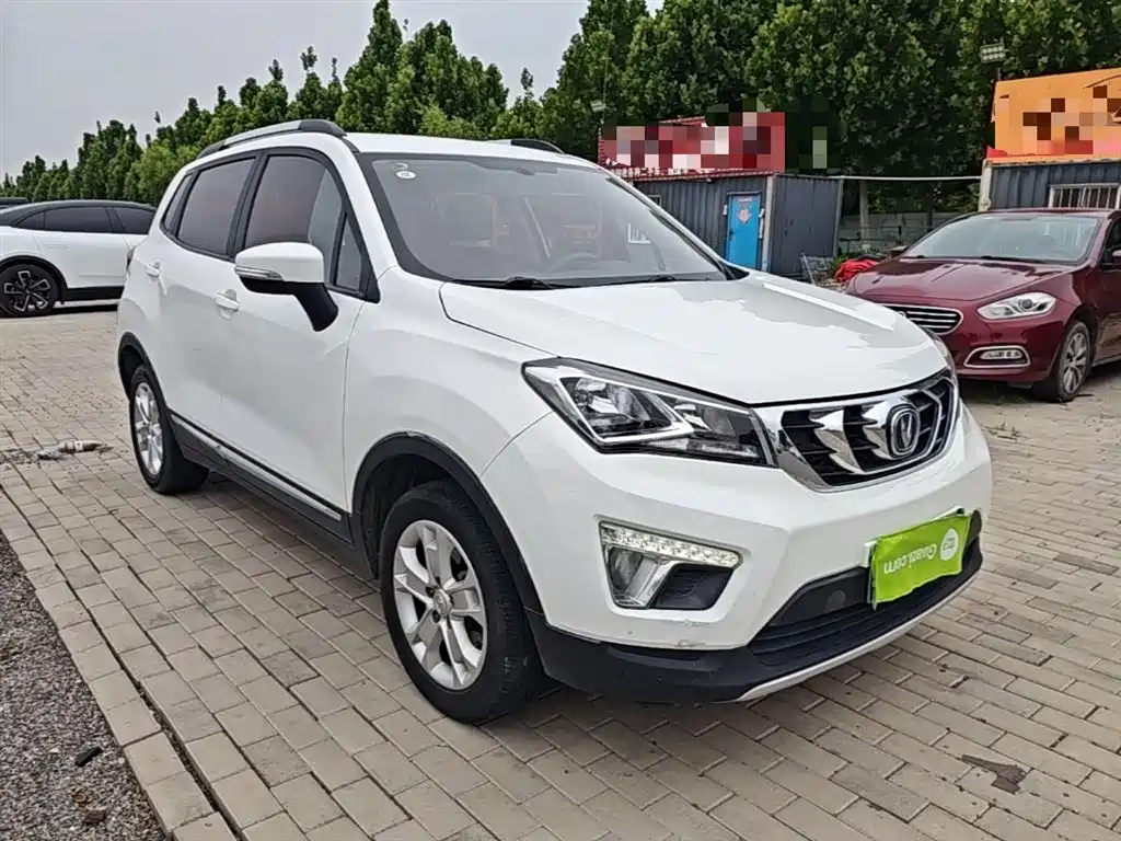 Changan CS15 1.5 L Manual Fashion