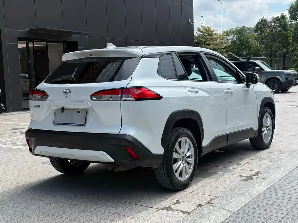 Corolla Cross 2.0 L Pioneer