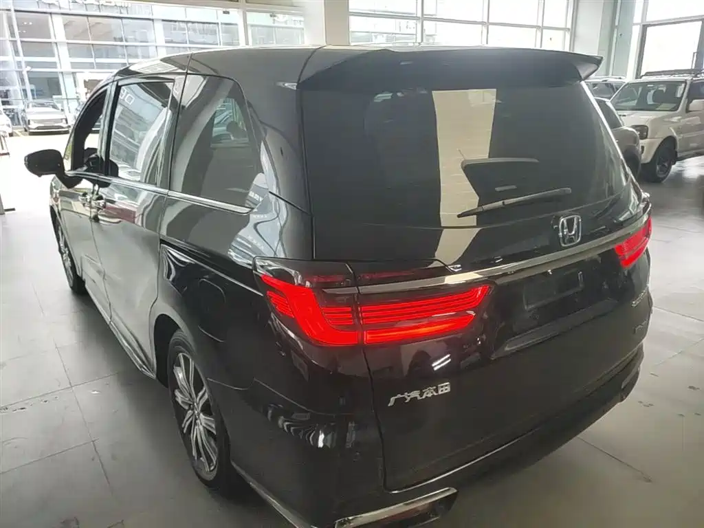 Odyssey 2.0 L e:HEV Sharp· Joy