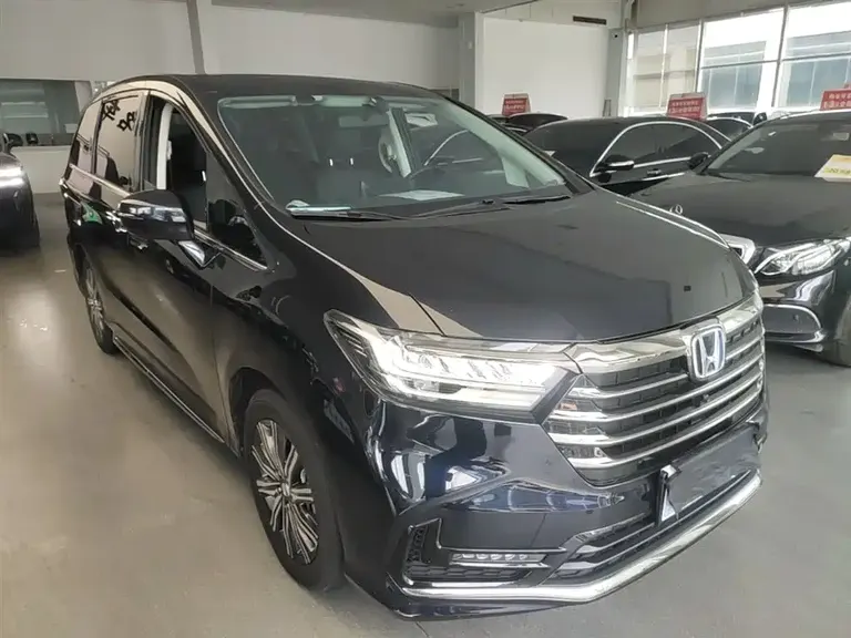 Honda Odyssey 2.0 L e:HEV Sharp· Joy
