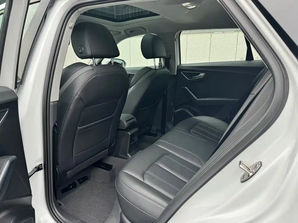 Audi Q2 L 35 TFSI Fashion Dynamic