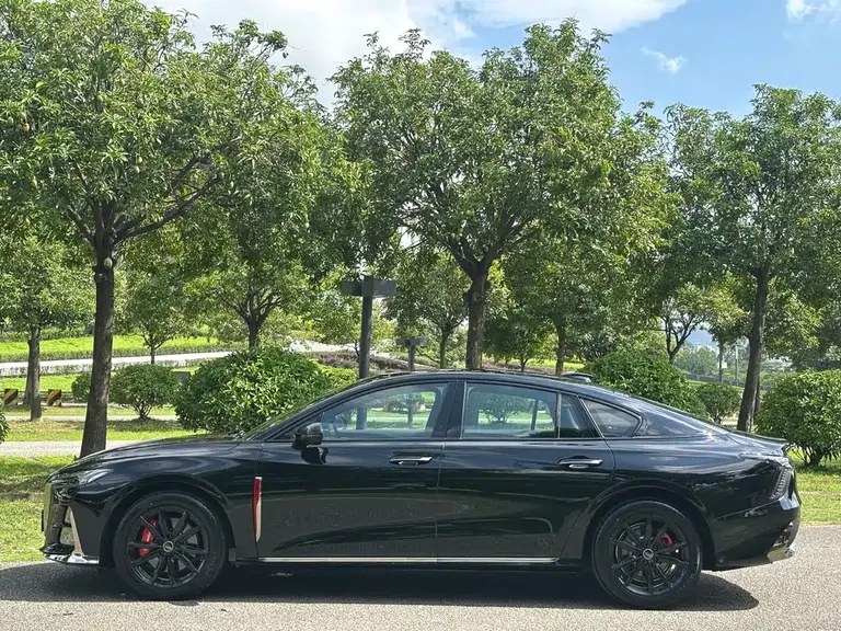 Hongqi H6 2.0 T Zhishang