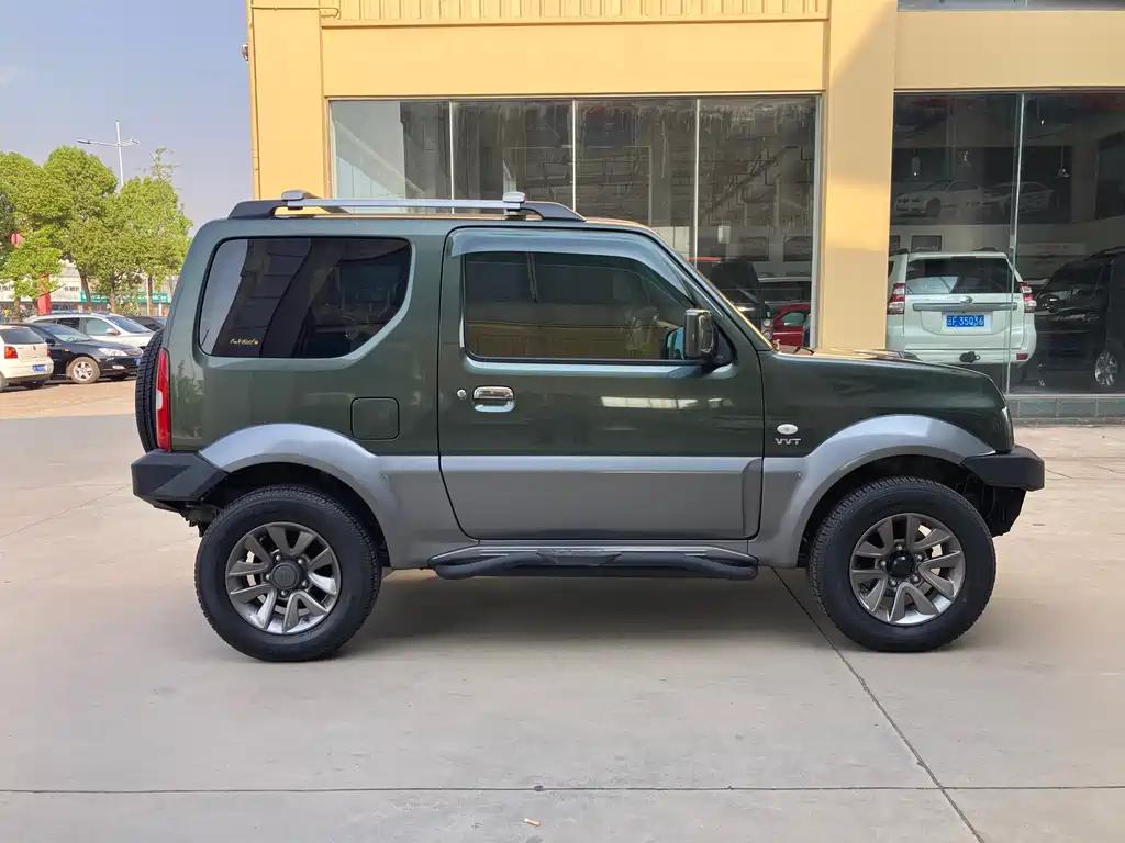 Jimny (Import) 1.3 AT Mode3 Navigation