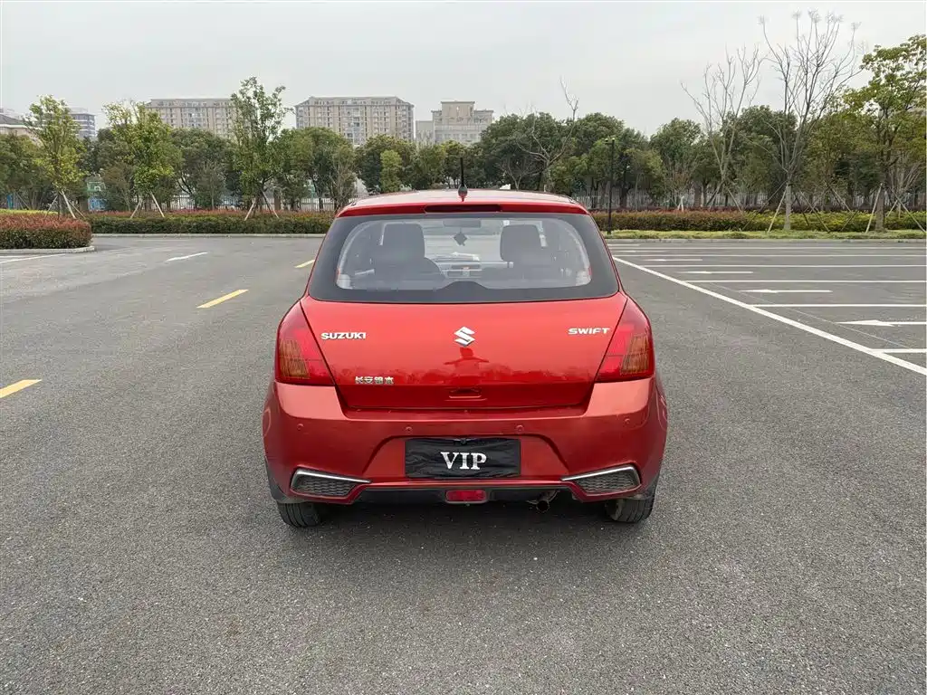 Swift 1.3 L Manual Standard