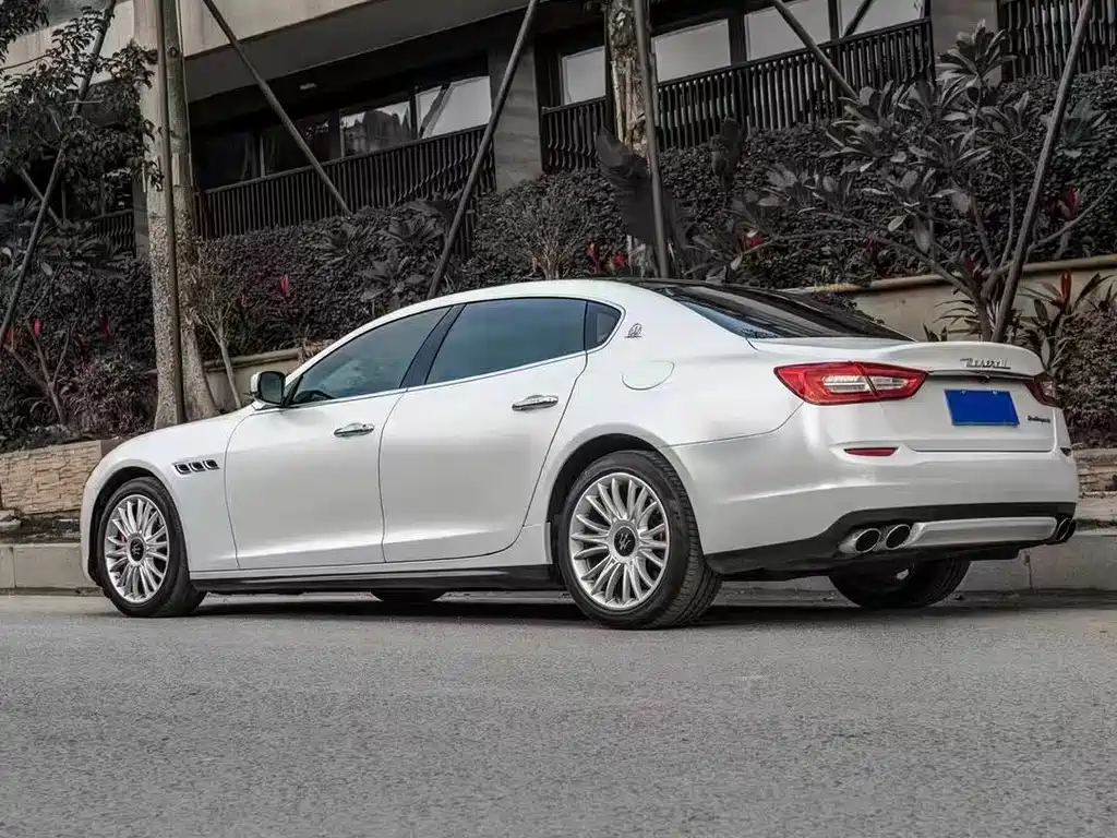 Quattroporte 3.0 T Standard